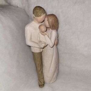 WILLOW TREE * Our Gift Figurine * Demdaco * 2006 * Mother & Father & Baby *